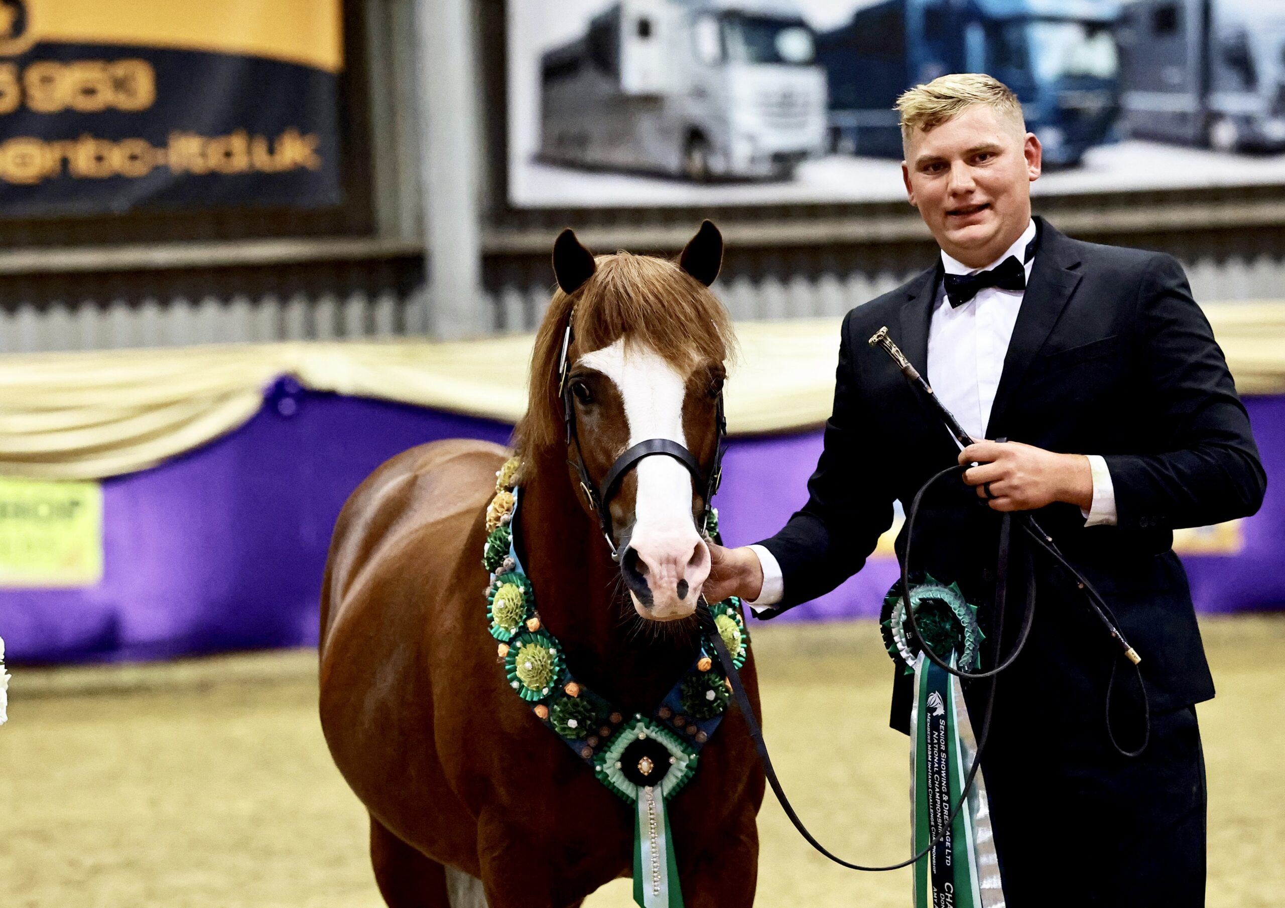 Josh Moore - Lynuck The Showman